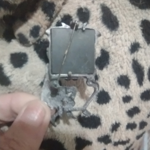 Vintage Brooch AJC Signed Deco Style Flapper Lady in Mirror Silver Tone - Picture 3 of 7